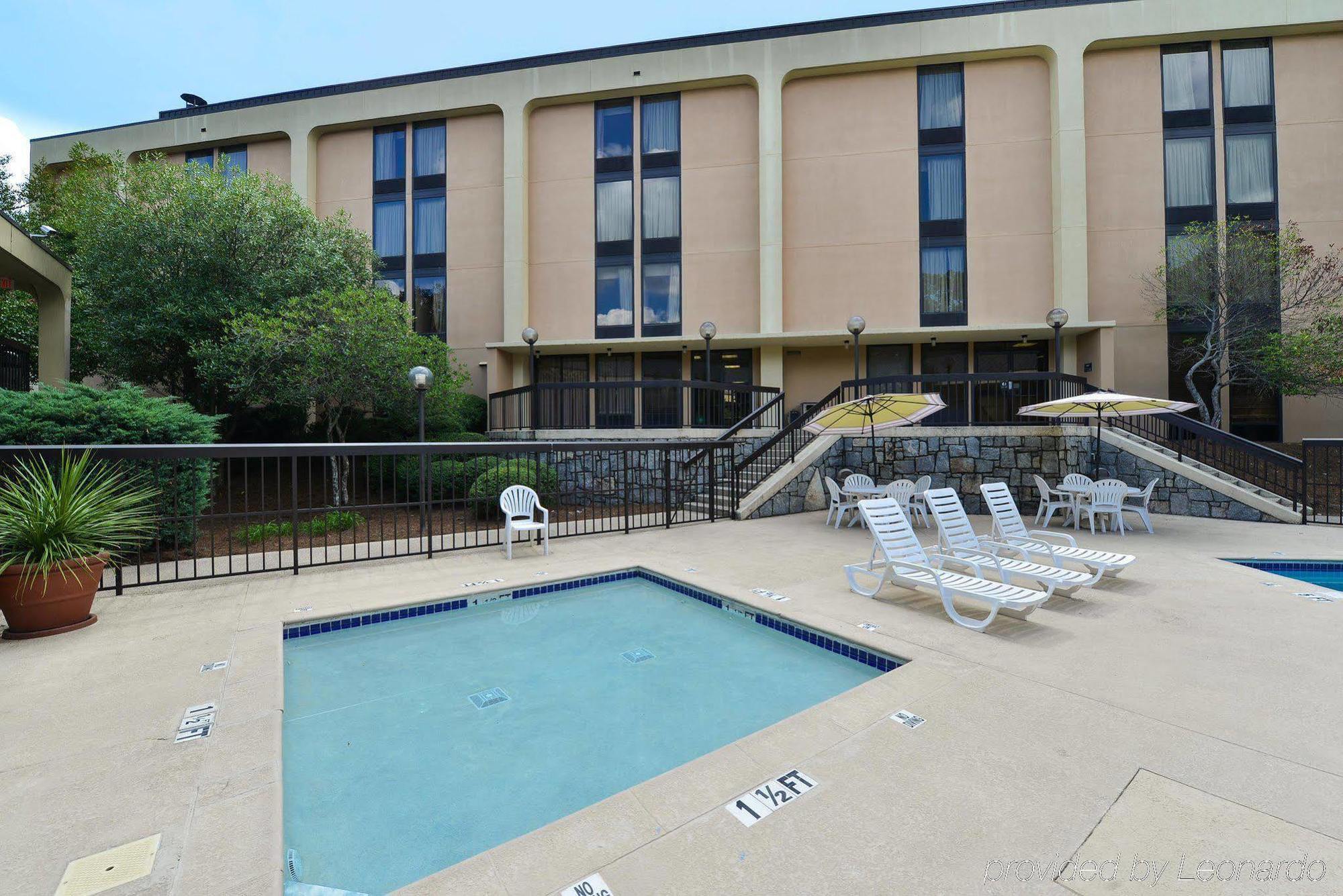 Wyndham Garden Marietta Atlanta North Hotel Exterior photo